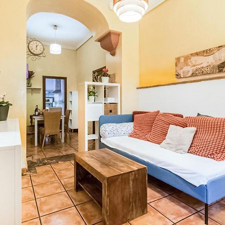 Lovely Apartment In Cordoba With Kitchen Exterior foto