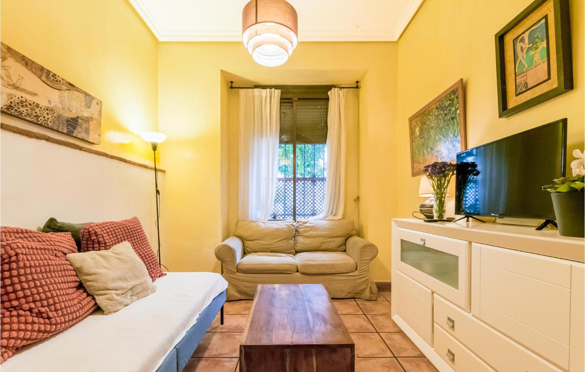 Lovely Apartment In Cordoba With Kitchen Exterior foto