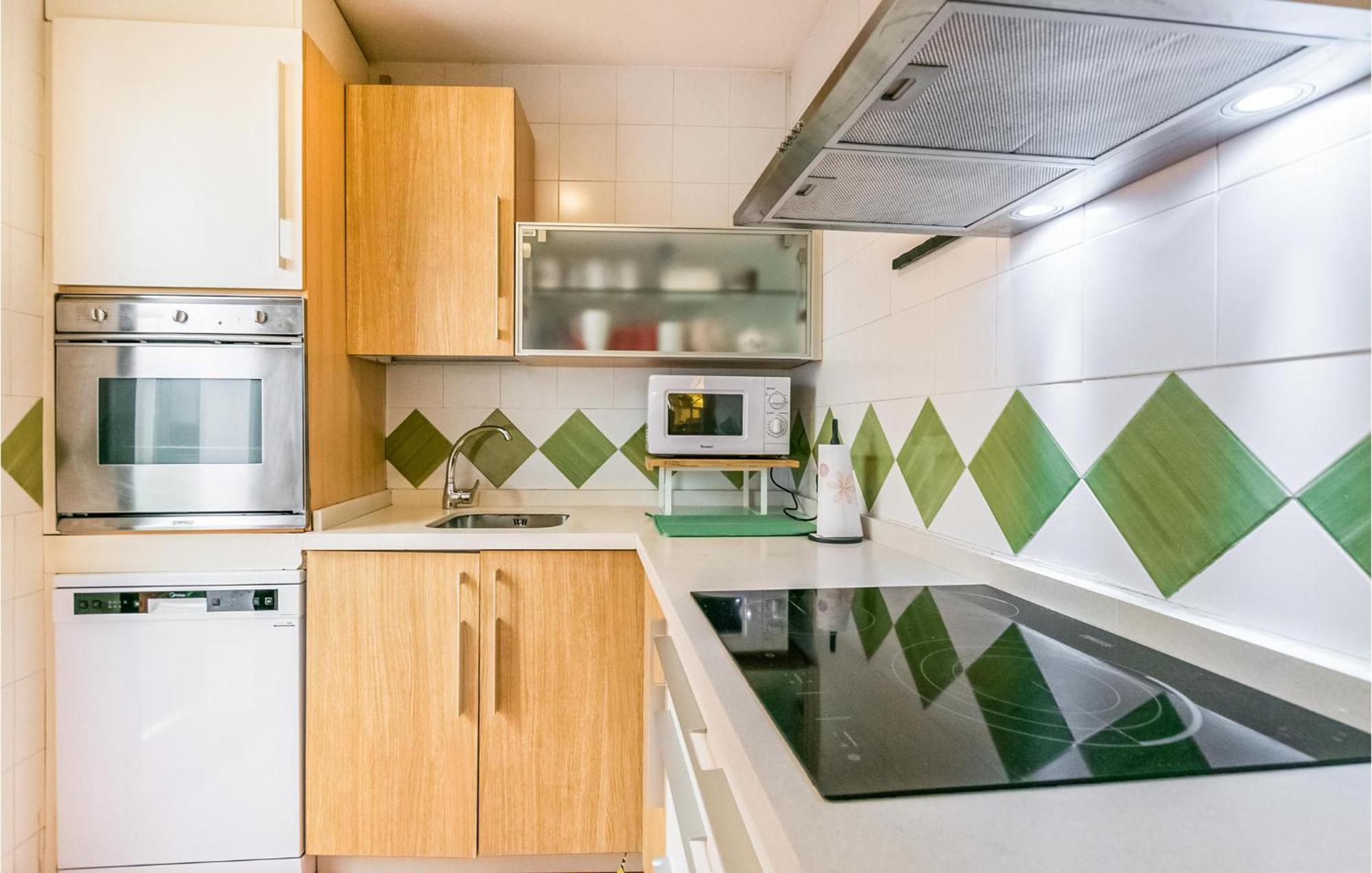 Lovely Apartment In Cordoba With Kitchen Exterior foto